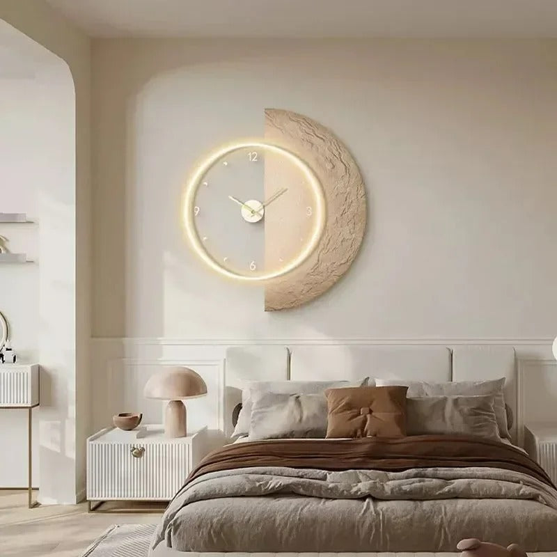 Måne Vægur – Blødt LED-lys med Himmelsk Design