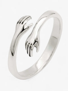 Ring i form af en omfavnelse