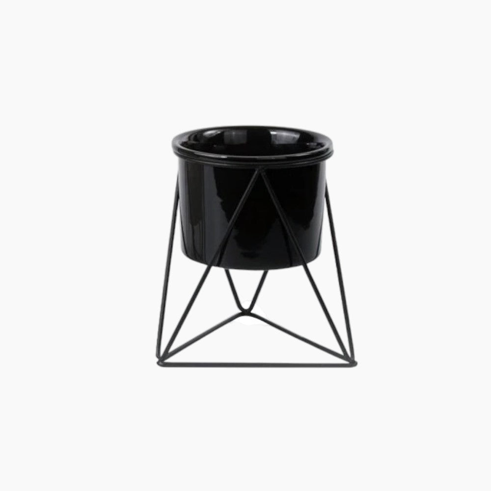 Keramikblomsterkrukke med jernstativ | Moderne overtop til luftpudser og sukkulenter - Sort krukke Svart ram - house & garden - {{ product_tags }