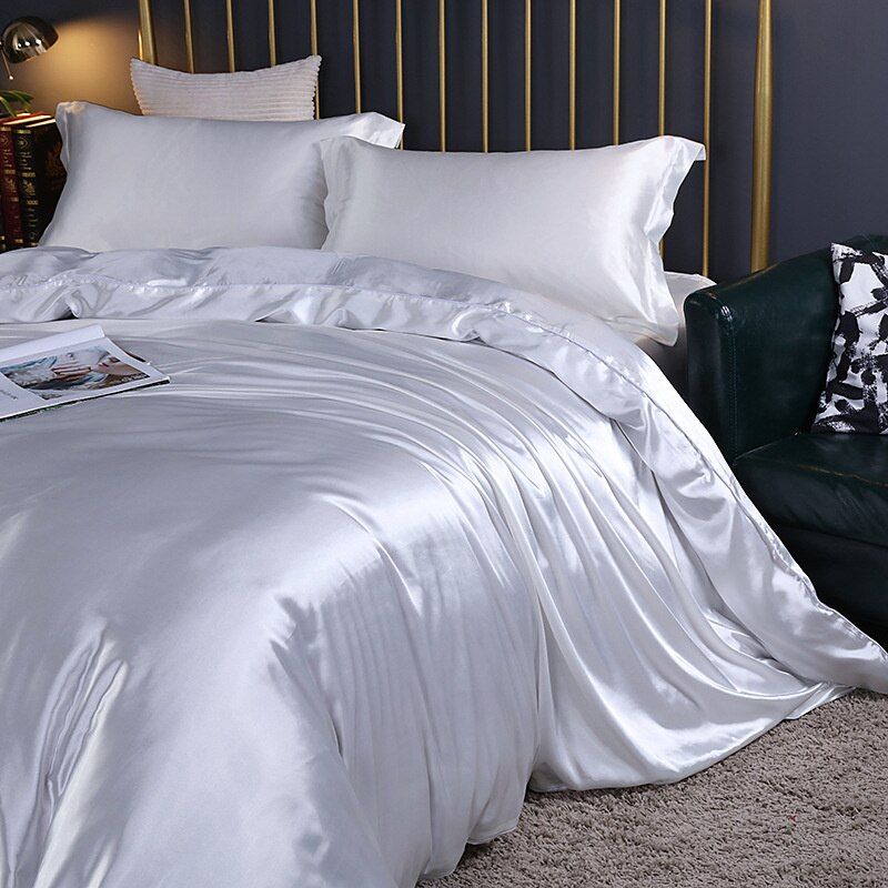 Bea | Luxury Sæt (4 stk) Silke/Satin Sengetøj Dynebetræk - 2x Pudebetræk - Hvid - - home & garden - {{ product_tags }