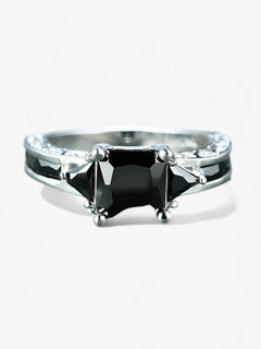 ELEGANTIA | Ring med princesslip - Luksuriøs glans