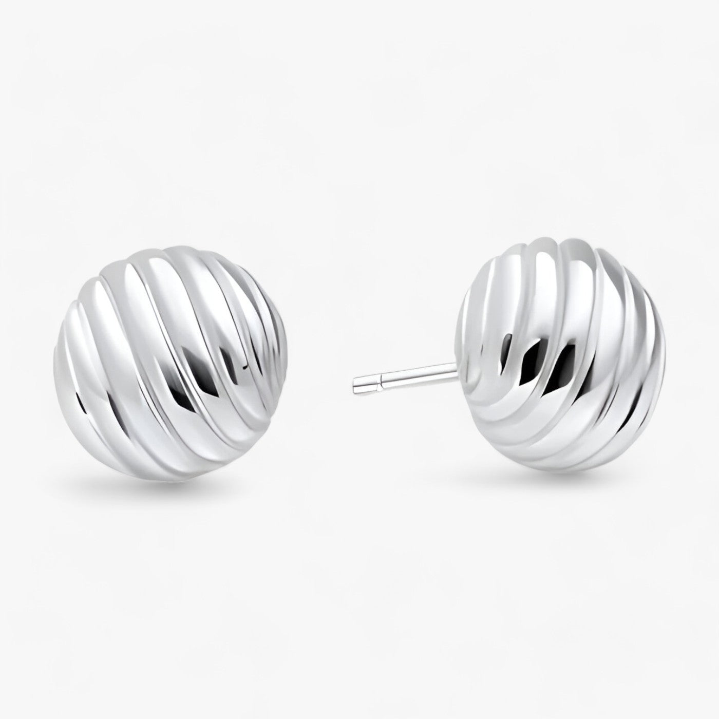 IMONE | Øreringe - Klassisk charme og raffinement - Sølv - women's fashion - {{ product_tags }