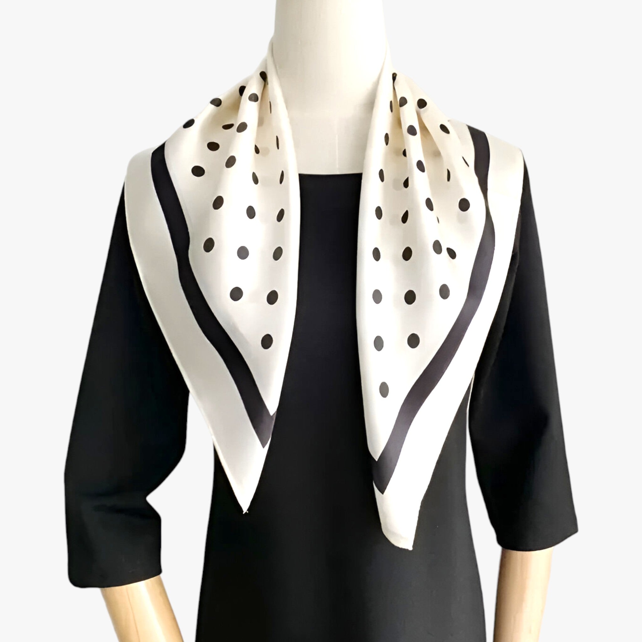 CHIC | Silkebordduge - For stil og alsidighed - - CHIC | Silkebordduge - For stil og alsidighed- $25 - {{ product_tags }
