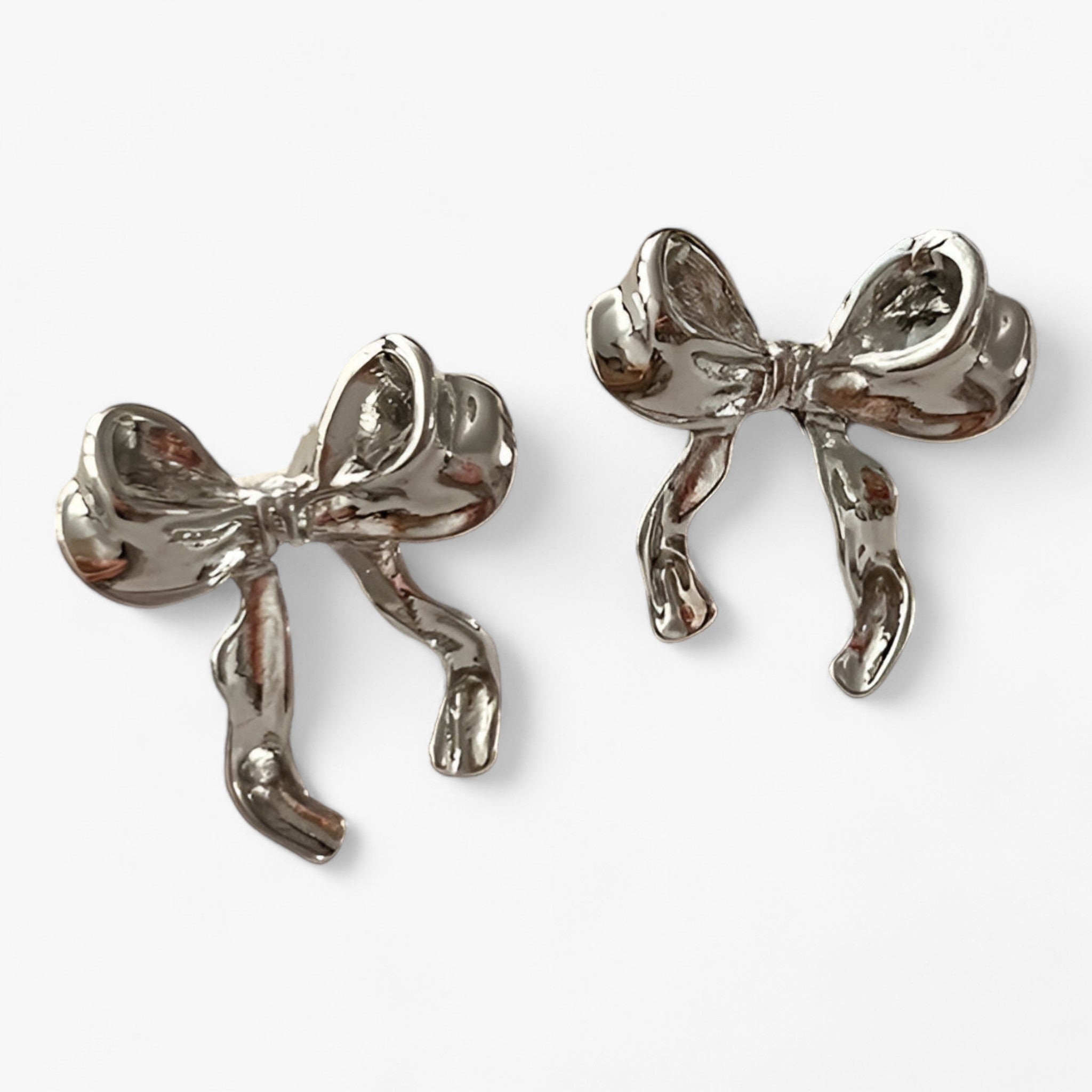 Sie | Bånd-øreringe – søde og seje, elegante - Sølv - women's fashion - {{ product_tags }