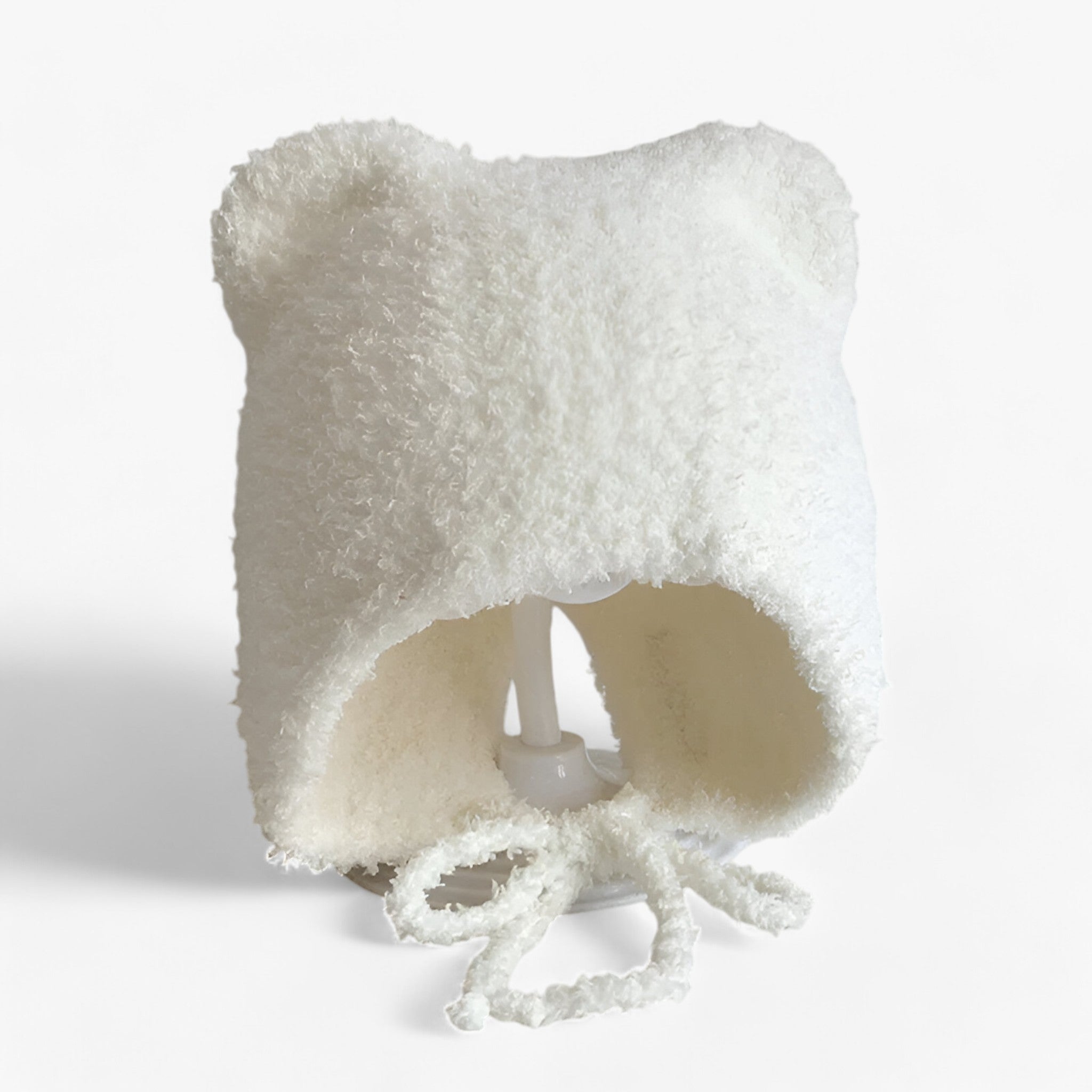 Milo | Vinterhue til babyer - Blød varme med søde øreovertræk - Hvid Bebis 0-3 år - baby - {{ product_tags }