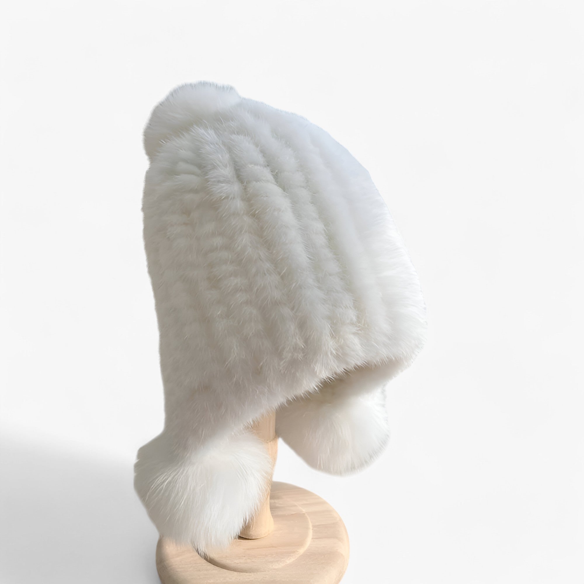 Simmie | Hue i minkpels - Luksuriøs varme med rævpels-pompom - hvid Gummibånd - winter - {{ product_tags }