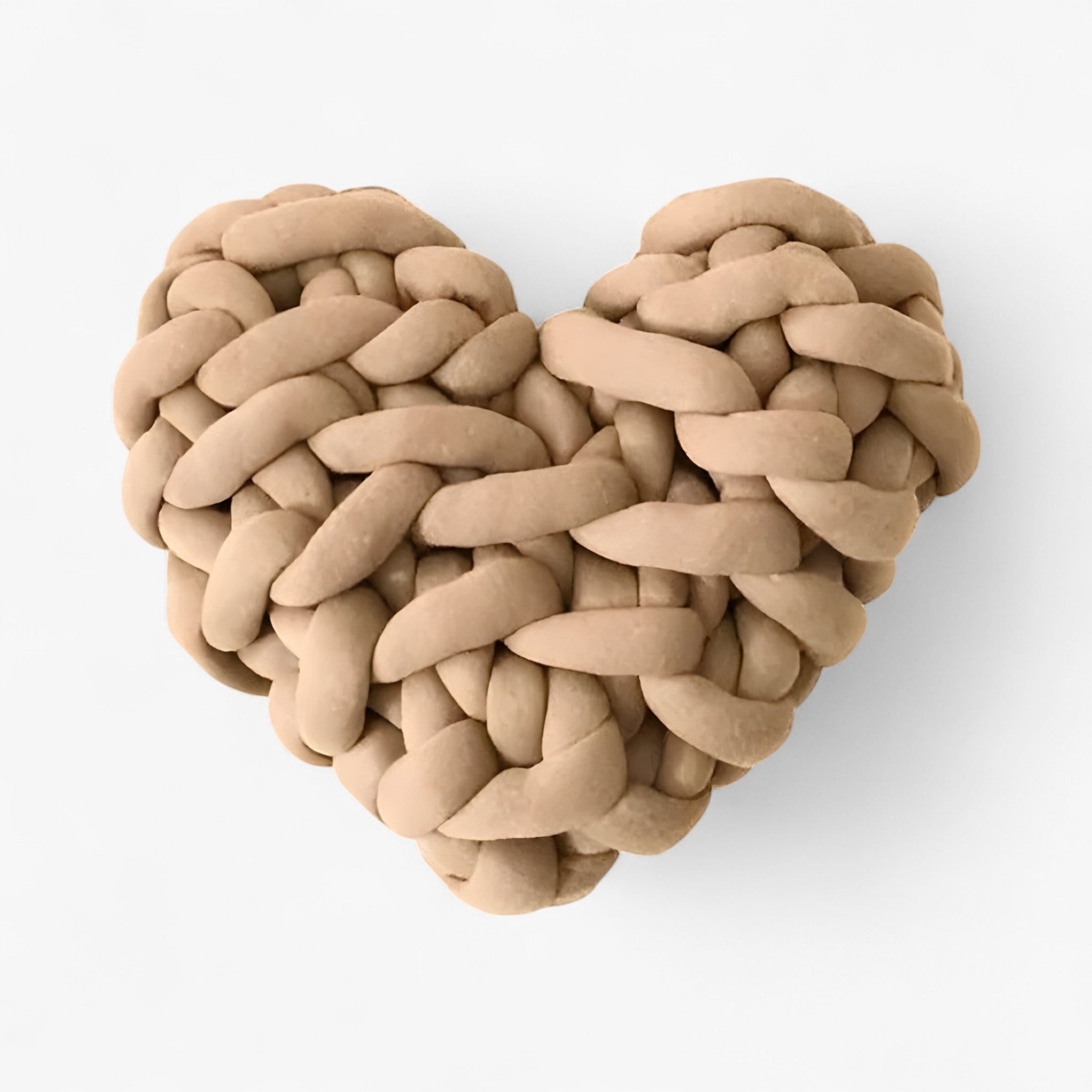 Hjertepude | Hjerteformet pudemot i groft strik til et hyggeligt hjem - Beige - Hjertepude | Hjerteformet pudemot i groft strik til et hyggeligt hjem - €25 - {{ product_tags }