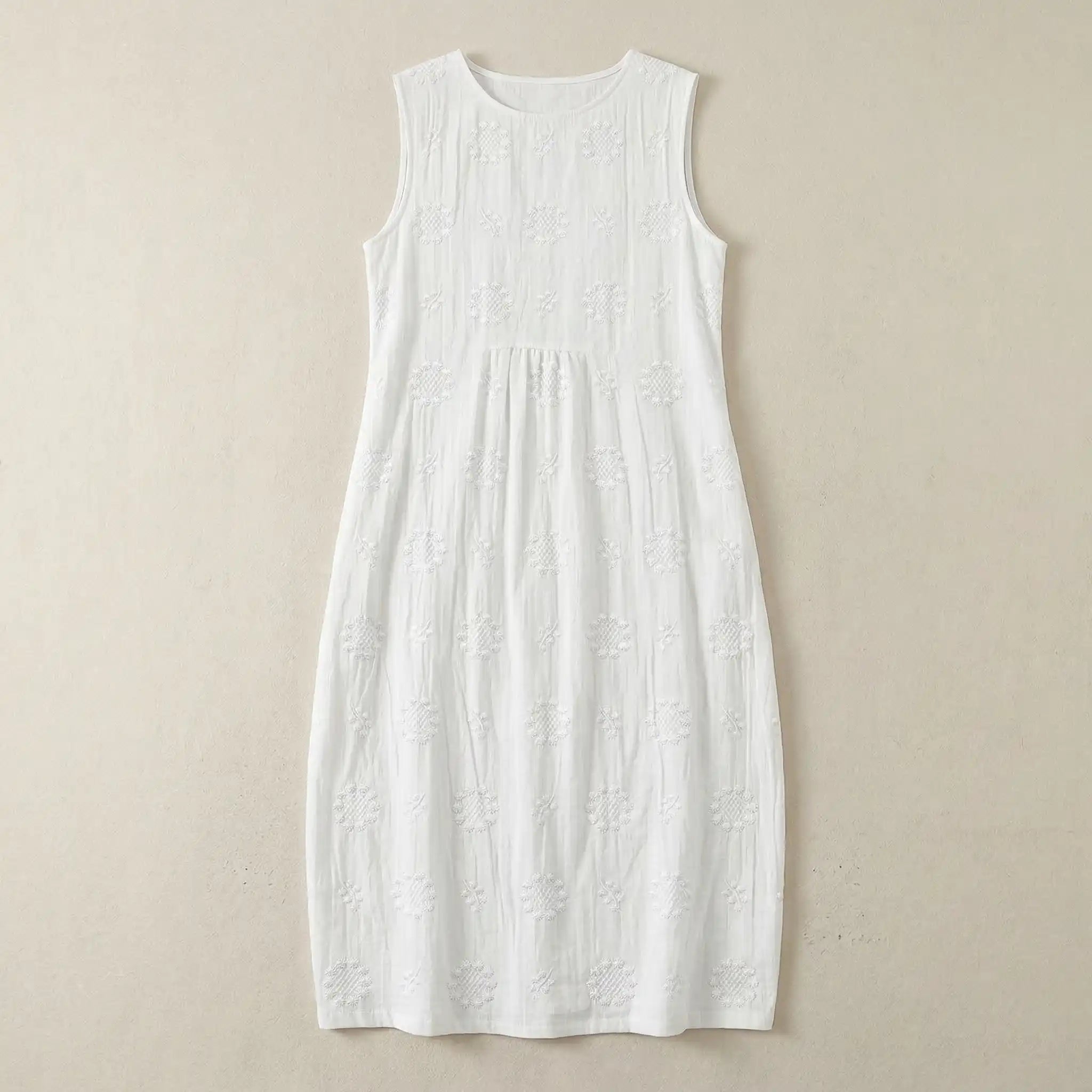 Élodie | Elegant oversized ærmeløs kjole med broderi for et sofistikeret look